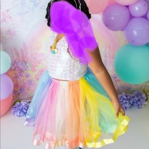 Crop top with tie on neck